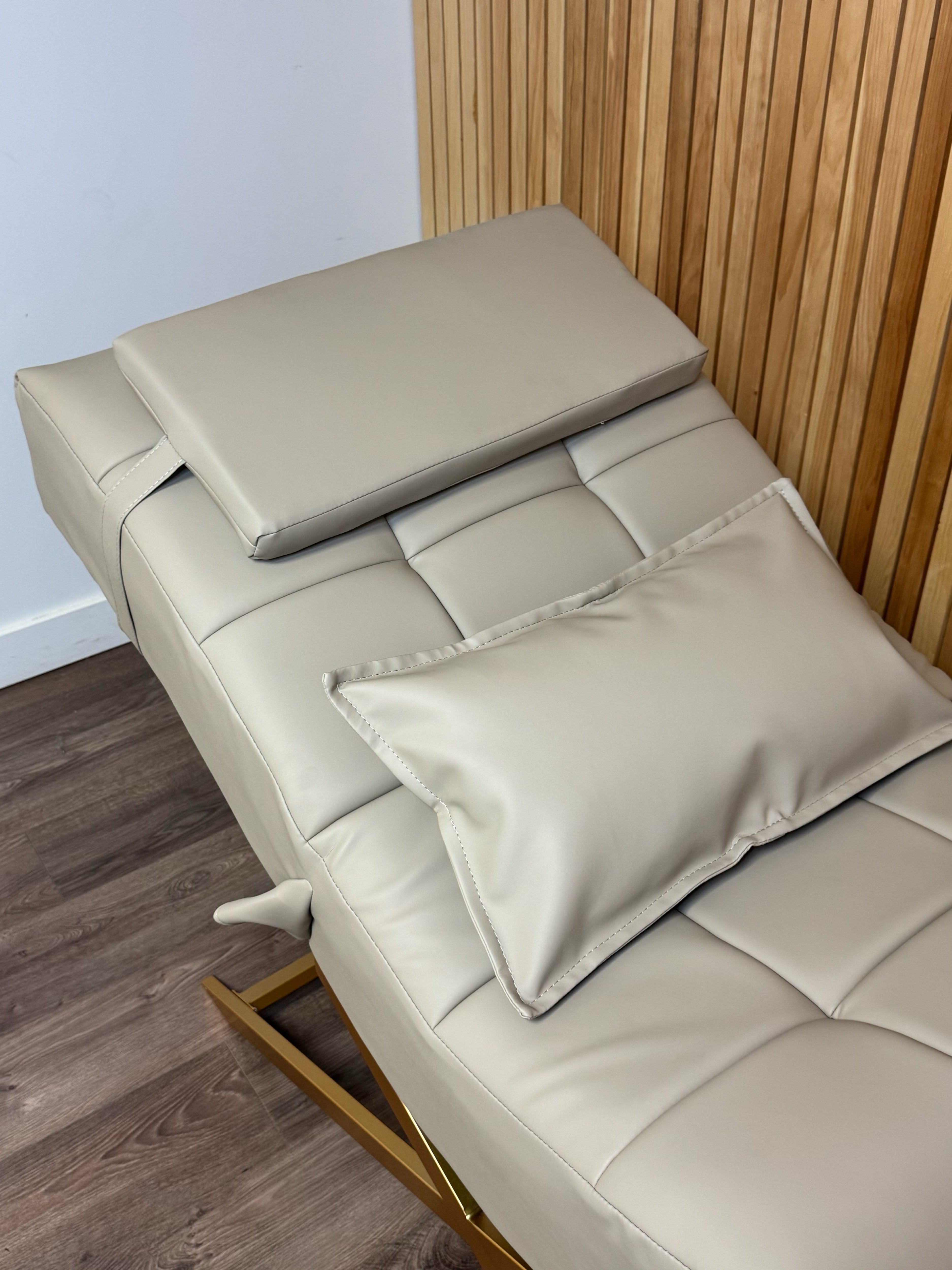 Lit De Soins Éléna