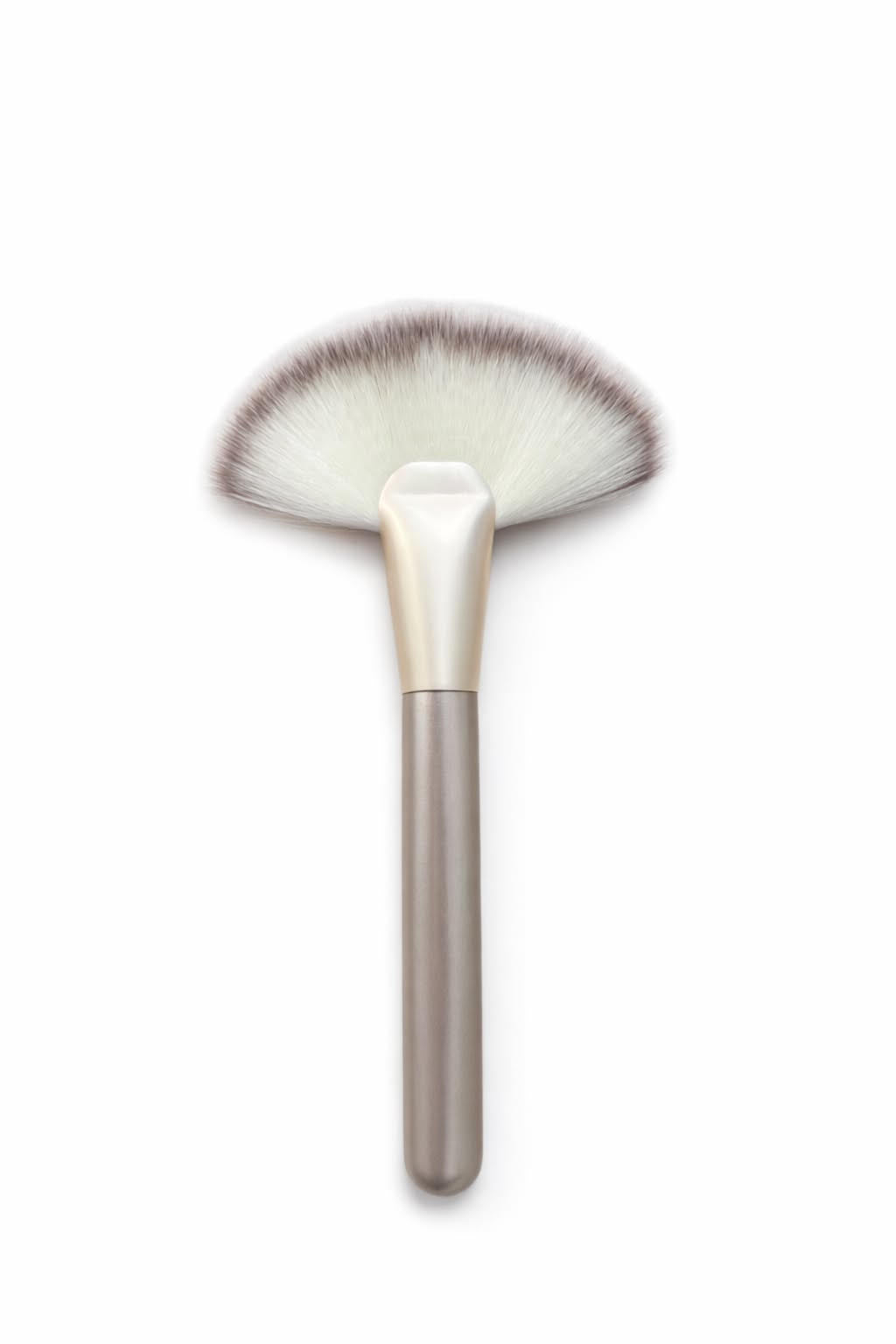Inter Beauté - Fan Brush for Facial