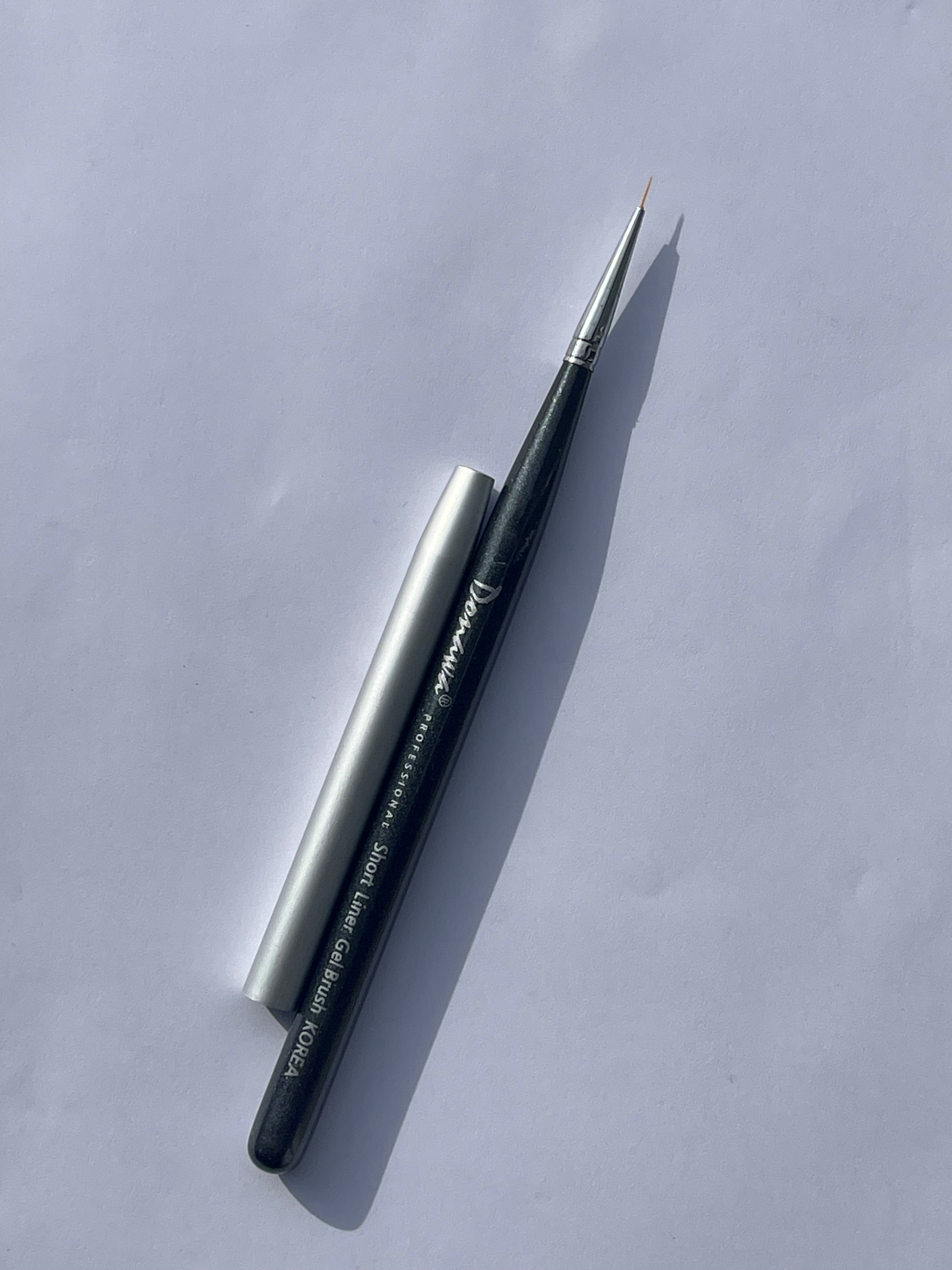 Donawa Liner Brushes