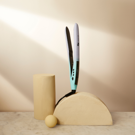 BIOIONIC HAIR STRAIGHTENER 10X IRON LE-BLURRED FANTASY